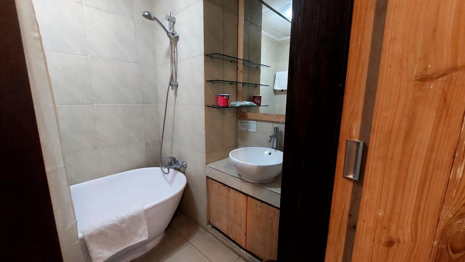 Apartemen Senayan Jakarta Exteriör bild